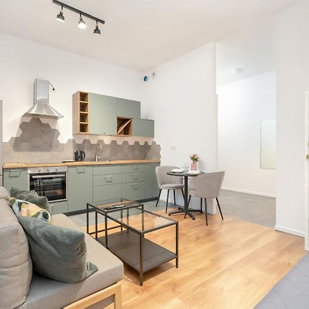 Cozy Studio With Balcony And Free Garage By Noclegi Renters Poznań Eksteriør billede