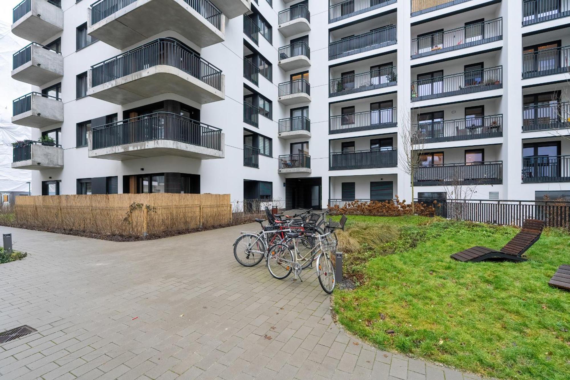 Cozy Studio With Balcony And Free Garage By Noclegi Renters Poznań Eksteriør billede