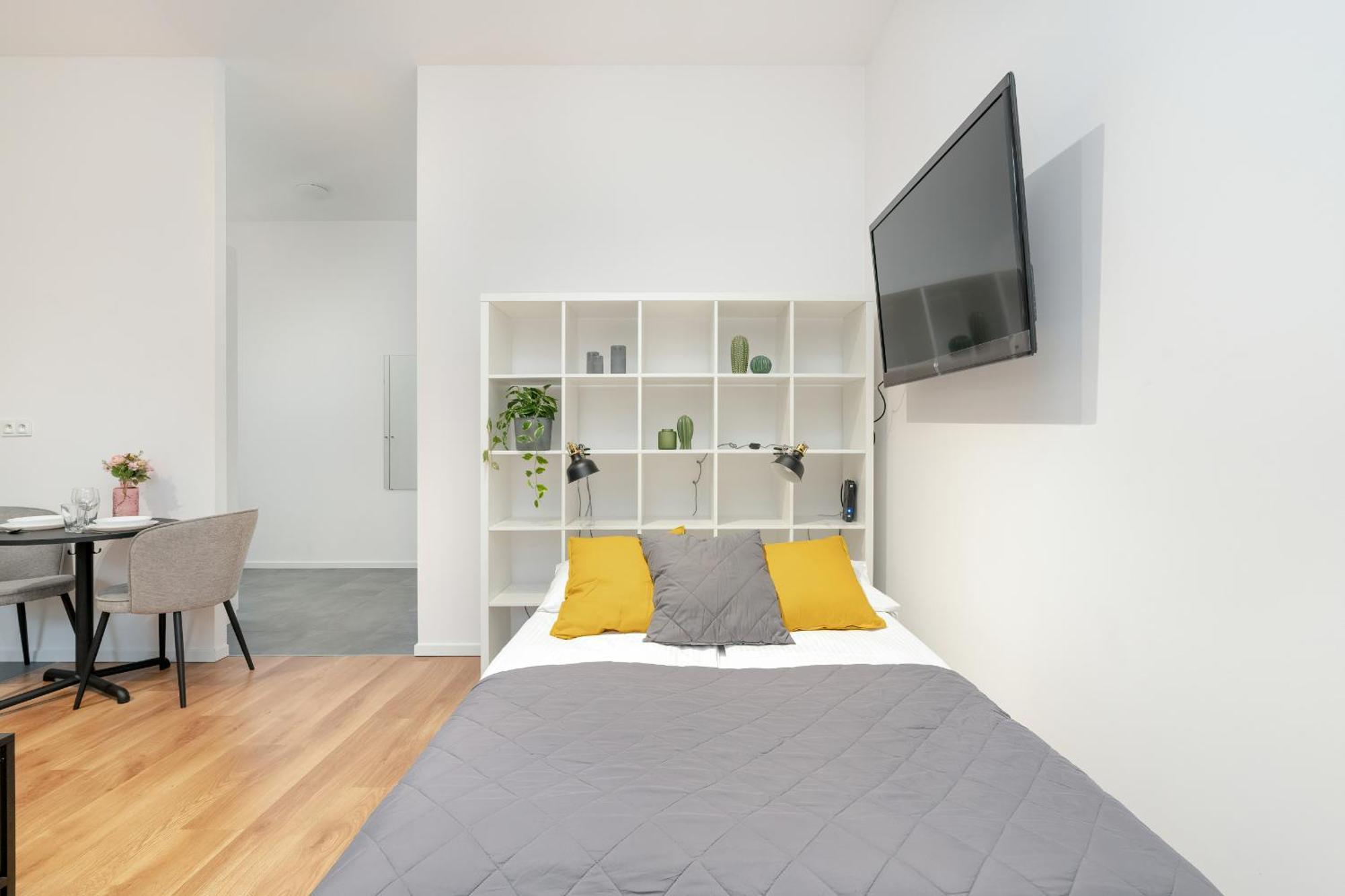 Cozy Studio With Balcony And Free Garage By Noclegi Renters Poznań Eksteriør billede